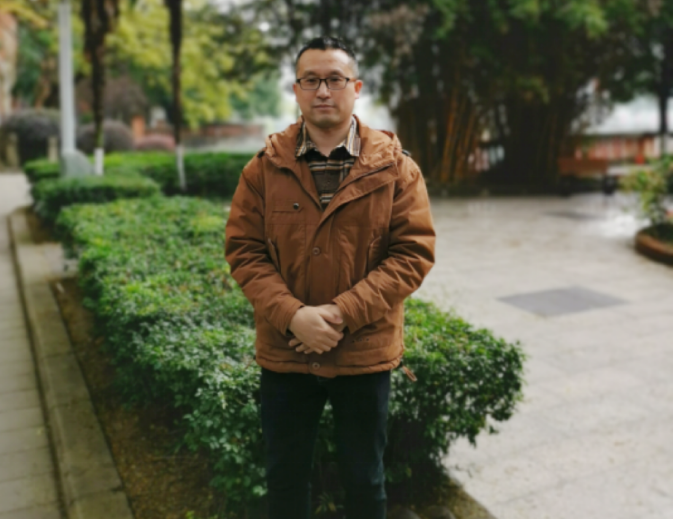 刘小刚.png