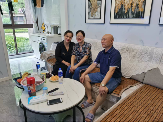 盛夏炎炎日 拥军切切情162.png