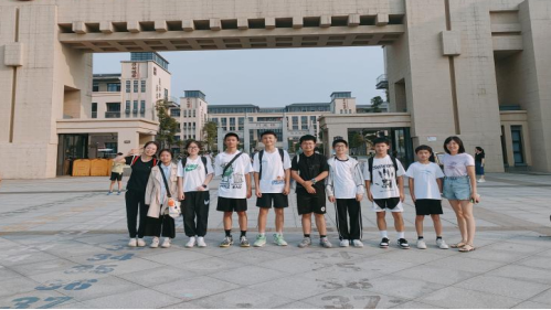 （发官微）内江一中八名同学斩获全国信息学奥赛大奖110.png