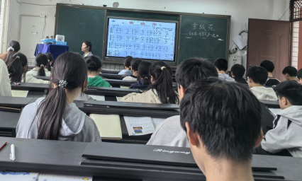 联盟七校共话教研，同课异构各展风采594.png