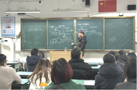 试题研讨快讯（二）：高中数学组开展八省联考试题研讨活动（定稿）602.png