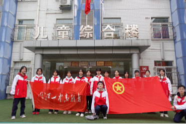 【插图版】春日之约暖甜城 童心共筑成长梦3.0173.png