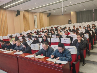 1_1_1_坚定信心明方向，精心备战迎高考——内江一中召开高2025届二模分析会856.png