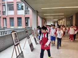 “墨香流韵 青春挥毫书华彩”——内江一中举办第二十八届文体艺术节书画展335.png