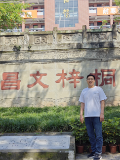 高2025届语文组及教师简介758.png