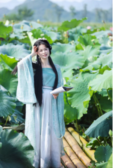 初2028届语文组及教师简介988.png
