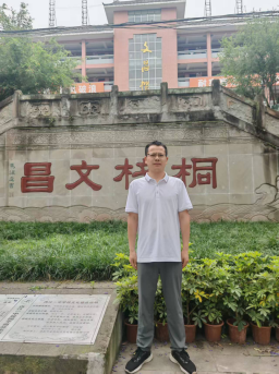 高2028届数学组及教师简介(1)502.png