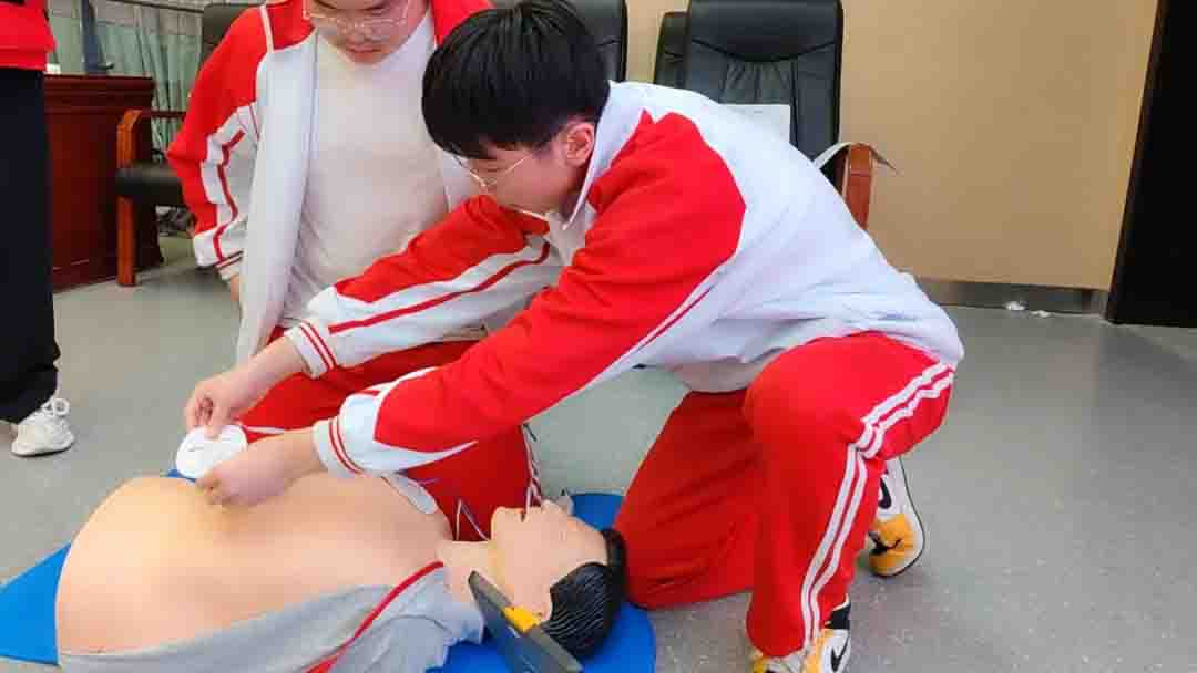 1763973241422016814.jpg 包扎.jpg