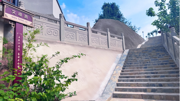 1788139199131014905.png “印象一中”系列之四|阡陌承文韵,步履皆风华1223.png